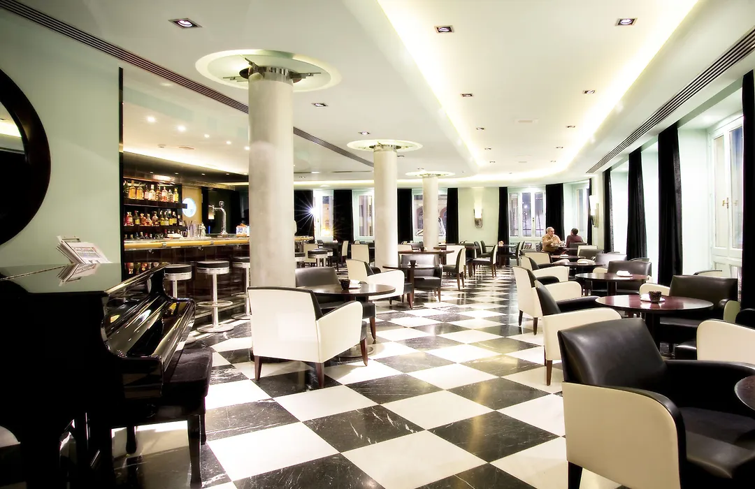 Hotel Larios Málaga-1
